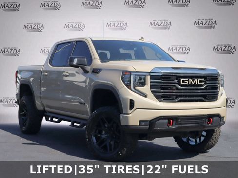 Used 2022 GMC Sierra 1500 AT4 AWD/4WD image 2