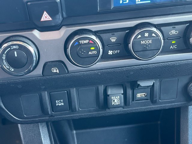 Used 2023 Toyota Tacoma SR5 AWD/4WD image 24