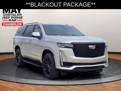 Used 2023 Cadillac Escalade Premium Luxury image 22