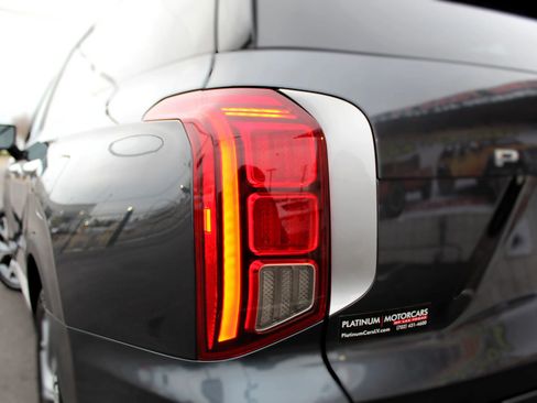 Used 2020 Hyundai Palisade SEL w/ Premium Package image 8