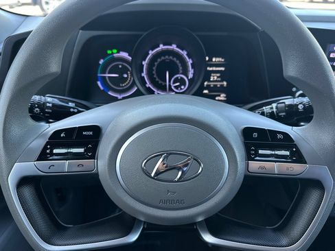 Used 2023 Hyundai Elantra Blue FWD image 28