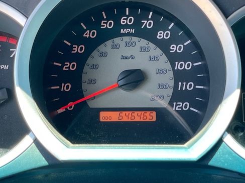 Used 2006 Toyota Tacoma PreRunner RWD image 22