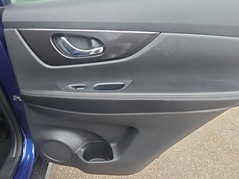 Used 2019 Nissan Rogue S w/ Special Edition Package image 23