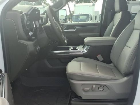 New 2026 Chevrolet Silverado 3500 LTZ w/ LTZ Convenience Package AWD/4WD image 16