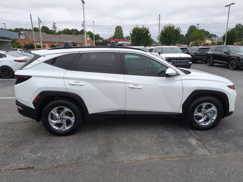 Used 2022 Hyundai Tucson SEL FWD image 8