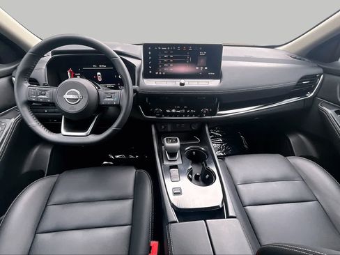 Used 2024 Nissan Rogue SL w/ SL Premium Package FWD image 16