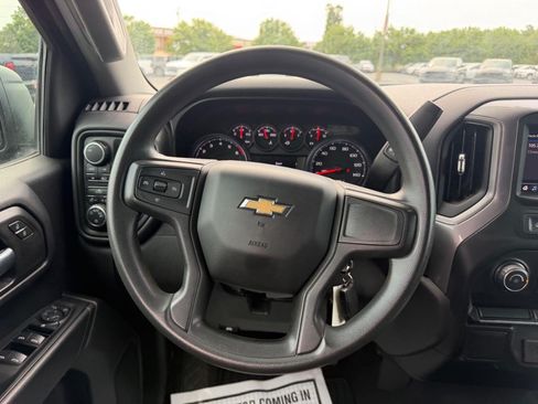 Used 2020 Chevrolet Silverado 1500 Custom w/ Custom Value Package AWD/4WD image 11