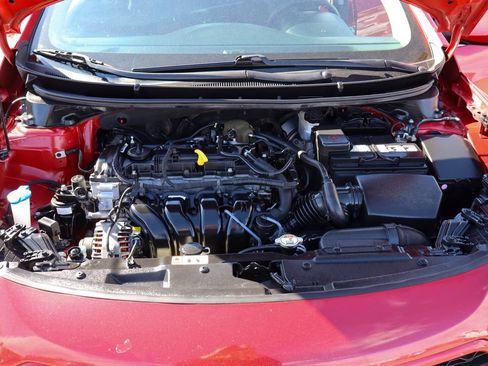 Used 2016 Hyundai Elantra GT FWD image 8