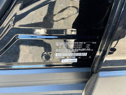 Used 2025 Toyota RAV4 XLE image 27