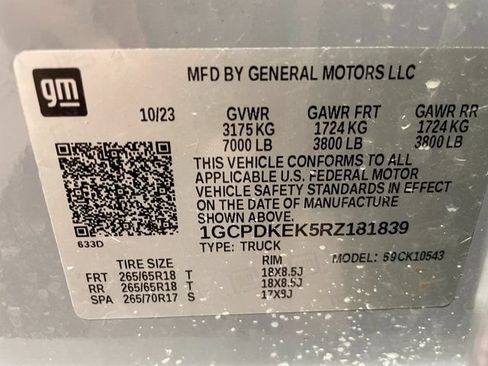 Used 2024 Chevrolet Silverado 1500 LT AWD/4WD image 26