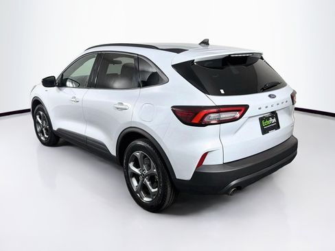 Used 2025 Ford Escape ST-Line Select AWD/4WD image 5