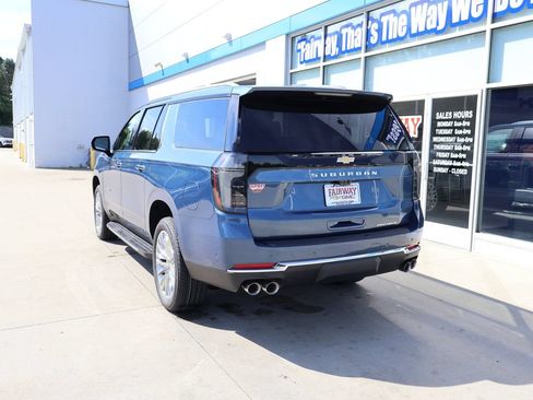 New 2026 Chevrolet Suburban Premier AWD/4WD image 8