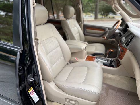 Used 2003 Lexus LX 470 4WD image 28