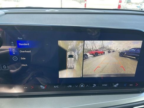 New 2026 Chevrolet Traverse LT w/ Driver Confidence Package image 17