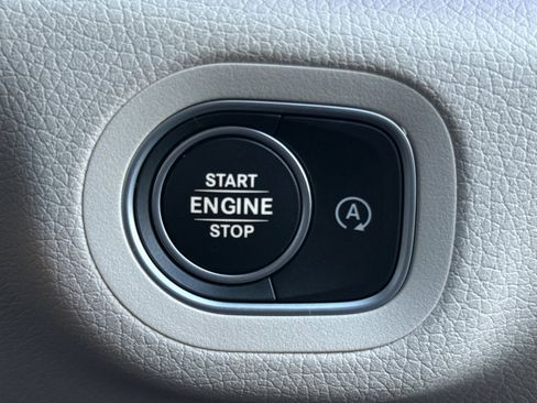 Used 2025 Mercedes-Benz GLE 350 350 image 33