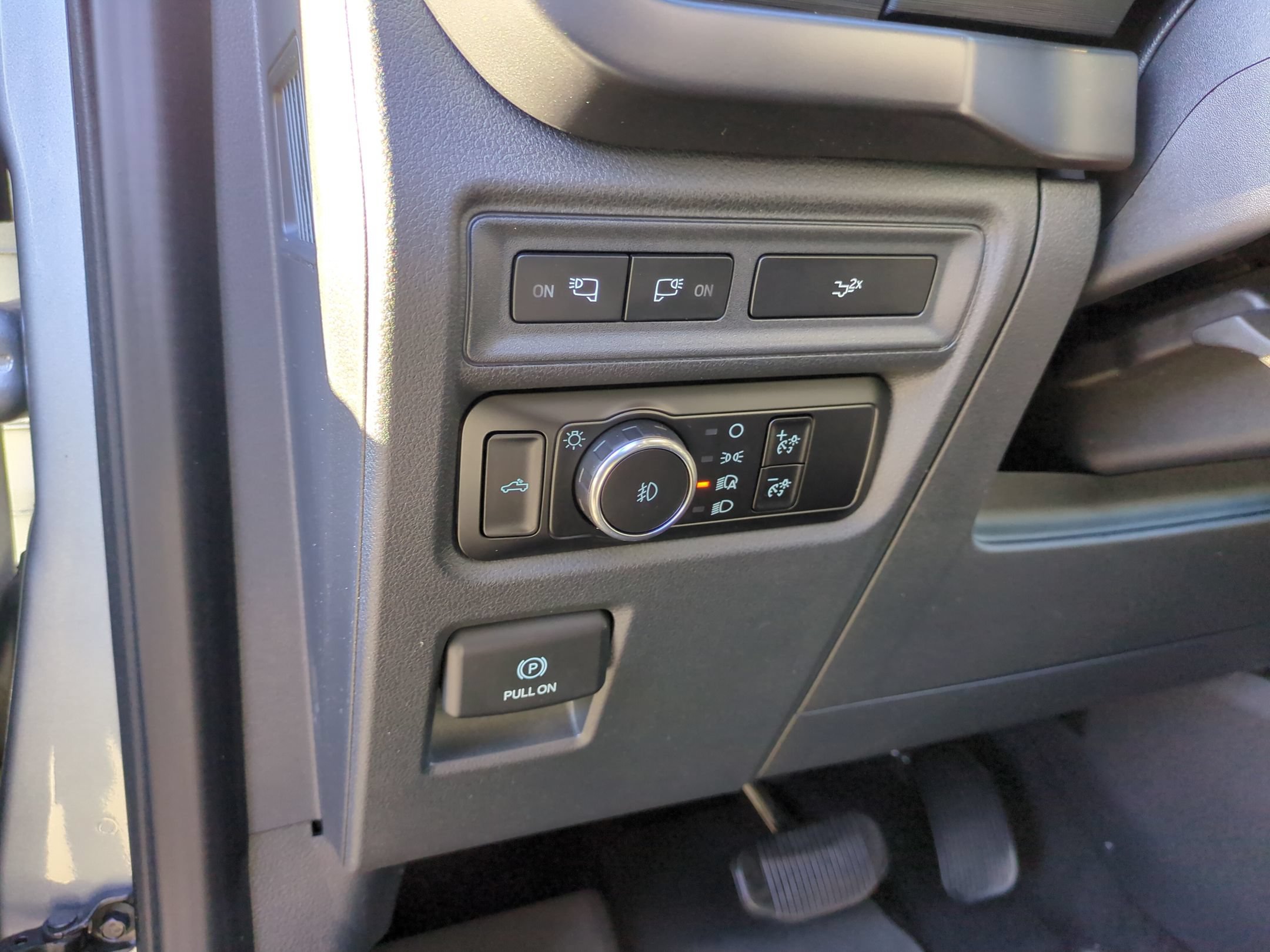 Certified 2024 Ford F150 XLT w/ Equipment Group 302A MID AWD/4WD image 18