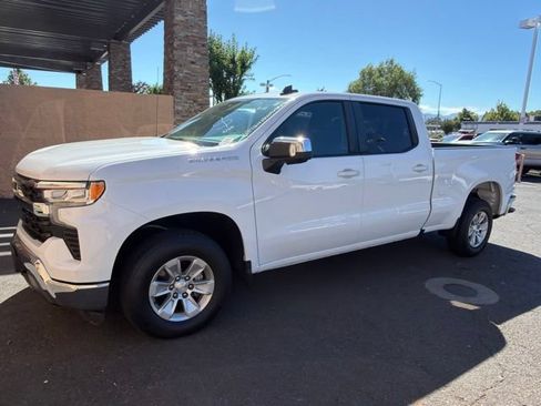 Used 2022 Chevrolet Silverado 1500 LT w/ Safety Package RWD image 10