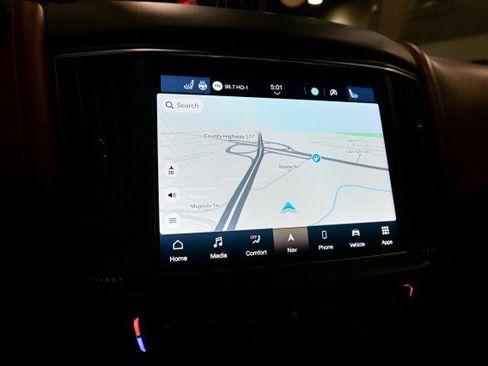 Used 2022 Maserati Levante Modena image 38