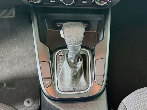 Used 2025 Kia Soul LX w/ LX Technology Package image 23