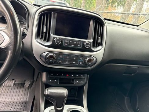 Used 2018 Chevrolet Colorado ZR2 w/ ZR2 Midnight Special Edition image 22