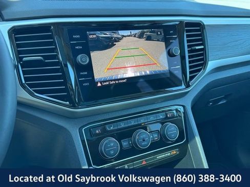 Used 2023 Volkswagen Atlas SE w/ Panoramic Sunroof Package AWD/4WD image 39