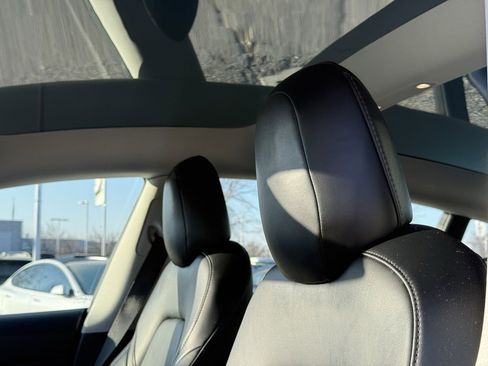 Used 2022 Tesla Model 3 Long Range image 11