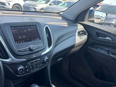 Used 2020 Chevrolet Equinox LT w/ Driver Convenience Package FWD image 30