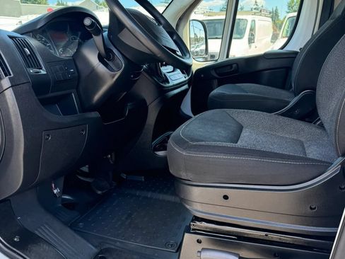 Used 2021 RAM ProMaster 2500 FWD image 9