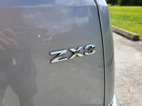 Used 2005 Ford Focus SE image 22