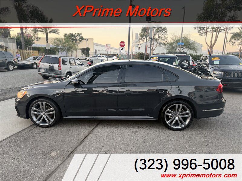 Used 2018 Volkswagen Passat 2.0T R-Line FWD image 4