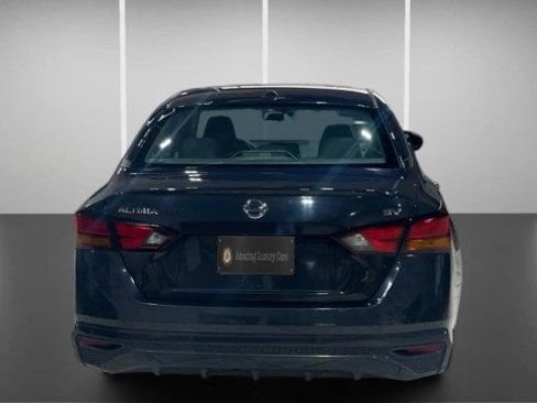 Used 2022 Nissan Altima 2.5 SV image 9