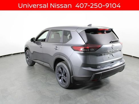 New 2026 Nissan Rogue SV FWD image 4