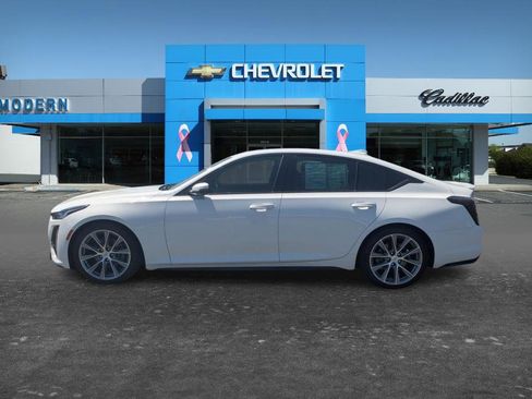 Used 2021 Cadillac CT5 Sport RWD image 2