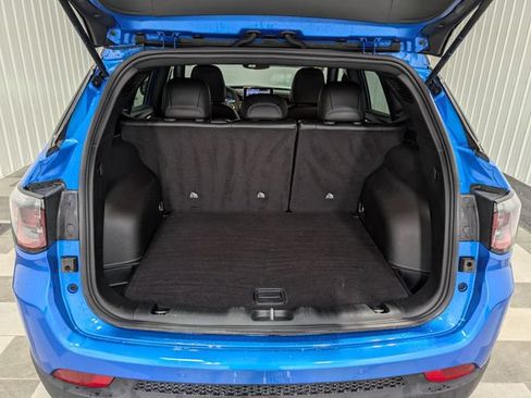 Used 2025 Jeep Compass Trailhawk AWD/4WD image 23