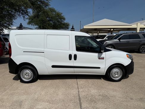 Used 2020 RAM ProMaster City Tradesman image 9
