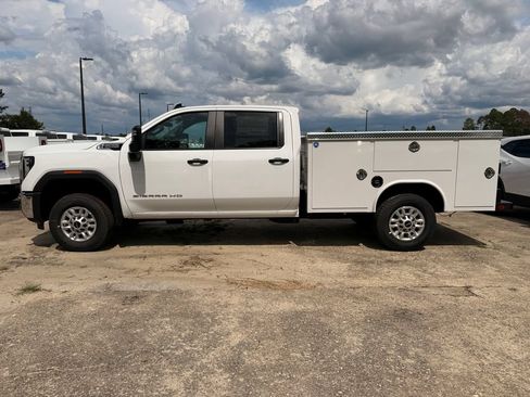 New 2026 GMC Sierra 2500 Pro w/ Convenience Package RWD image 2
