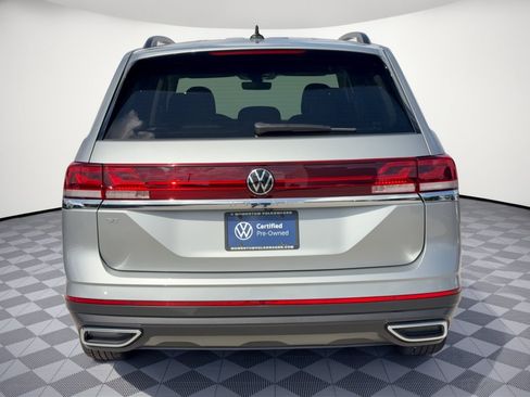 Certified 2026 Volkswagen Atlas SE FWD image 11