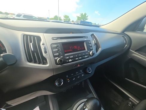 Used 2016 Kia Sportage LX AWD/4WD image 17