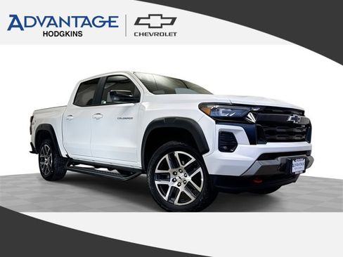 Used 2024 Chevrolet Colorado Z71 w/ Z71 Convenience Package 2 image 1