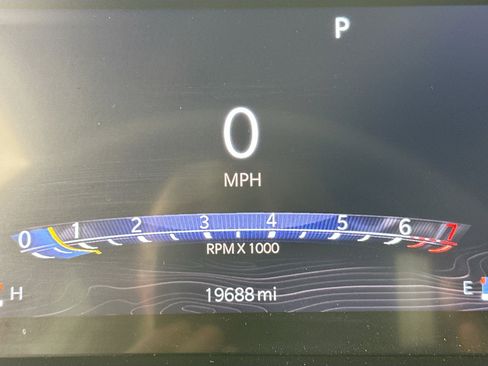 Used 2023 Jeep Grand Cherokee Altitude image 12