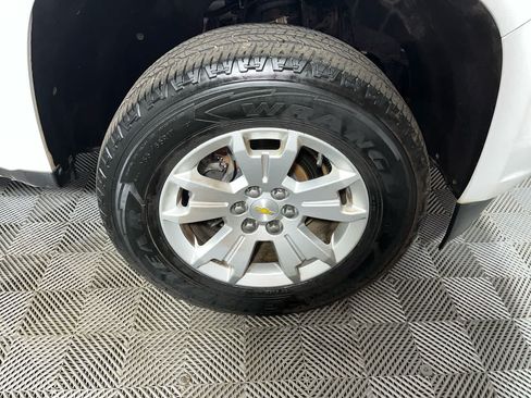 Used 2022 Chevrolet Colorado LT w/ Fleet Safety Package RWD image 10
