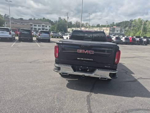 Certified 2022 GMC Sierra 1500 SLT w/ SLT Convenience Package AWD/4WD image 4