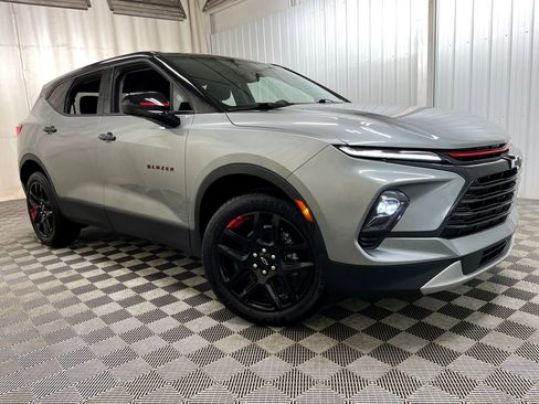 Used 2023 Chevrolet Blazer LT FWD image 41