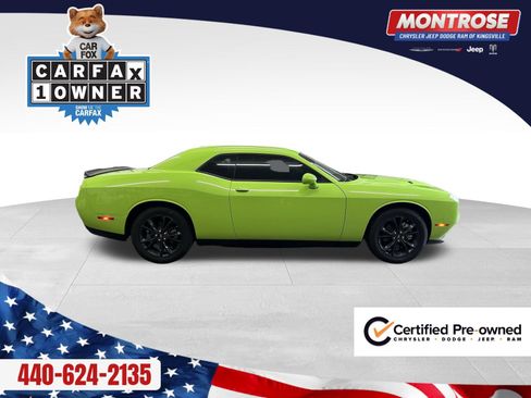Used 2023 Dodge Challenger SXT w/ Blacktop Package image 9
