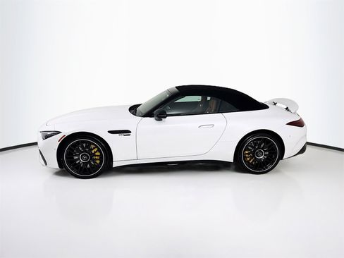 New 2025 Mercedes-Benz SL 63 AMG 4MATIC image 5