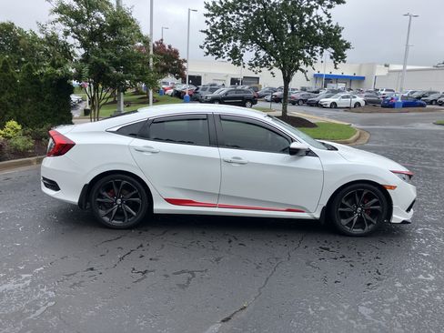 Used 2020 Honda Civic Sport image 13