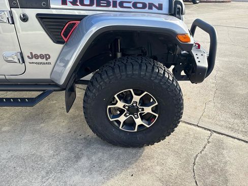 Used 2021 Jeep Wrangler Unlimited Rubicon AWD/4WD image 15