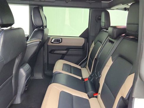 Used 2024 Ford Bronco Wildtrak AWD/4WD image 21