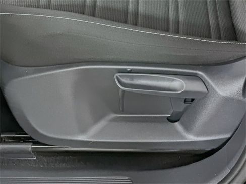 Used 2024 Volkswagen Tiguan S image 36