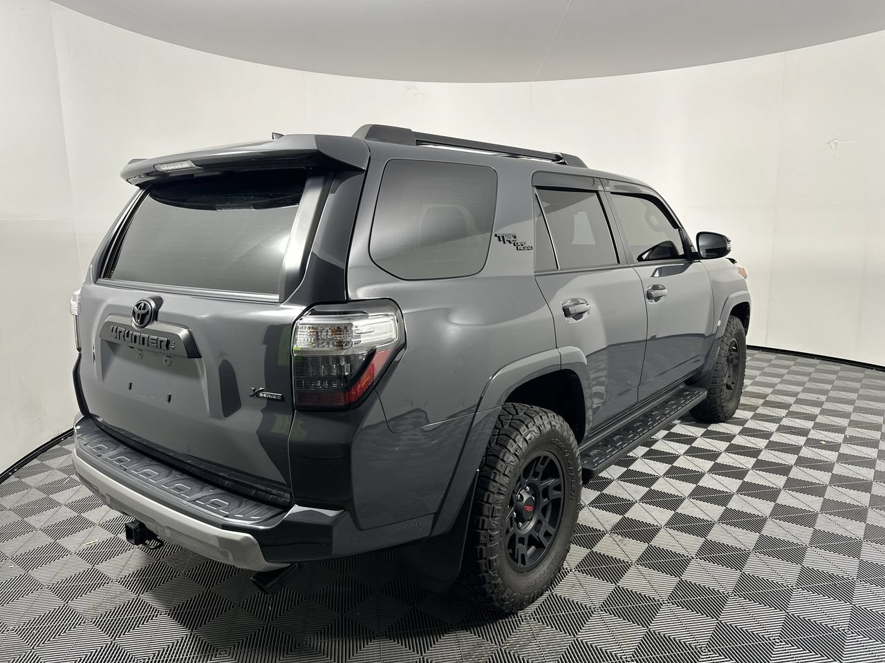 Used 2024 Toyota 4Runner TRD Off-Road Premium w/ Moonroof Package AWD/4WD image 19
